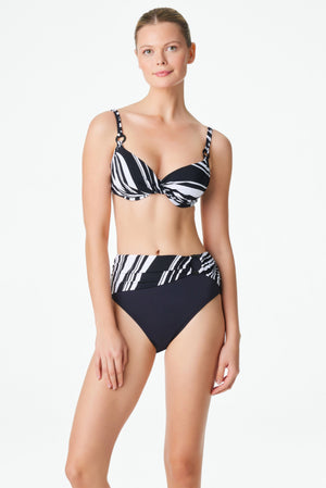 Underwire Twist Front Bikini Top, Nw - Bleu Rod Beattie